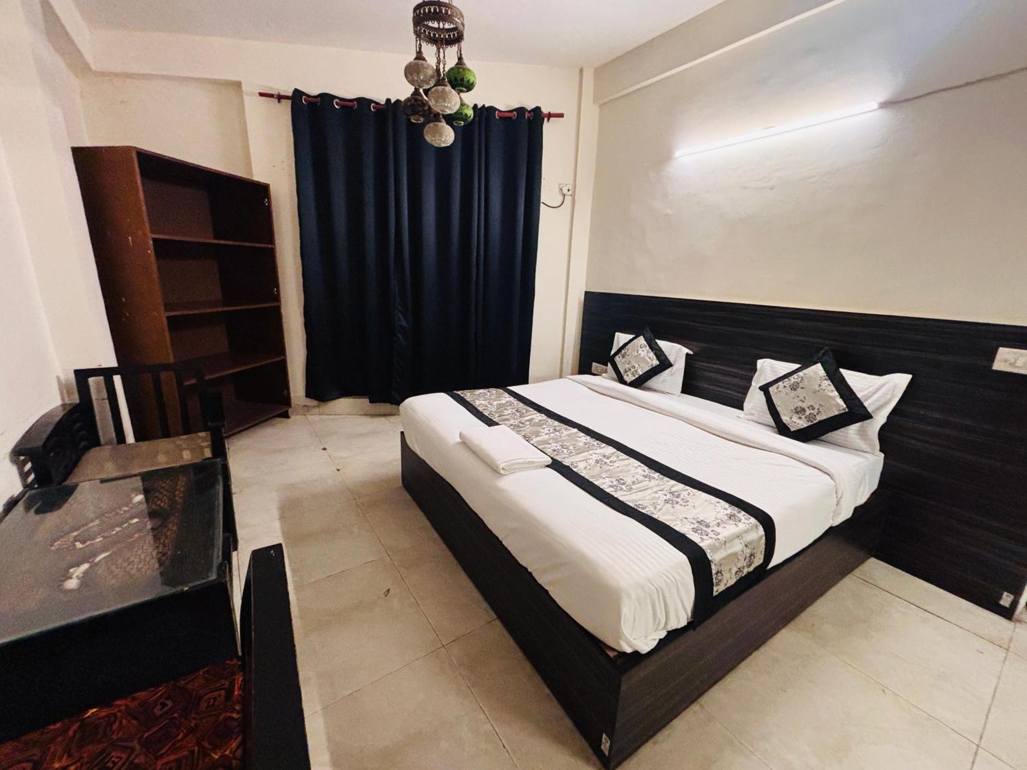 Hauz Khas Villa New Delhi Luaran gambar